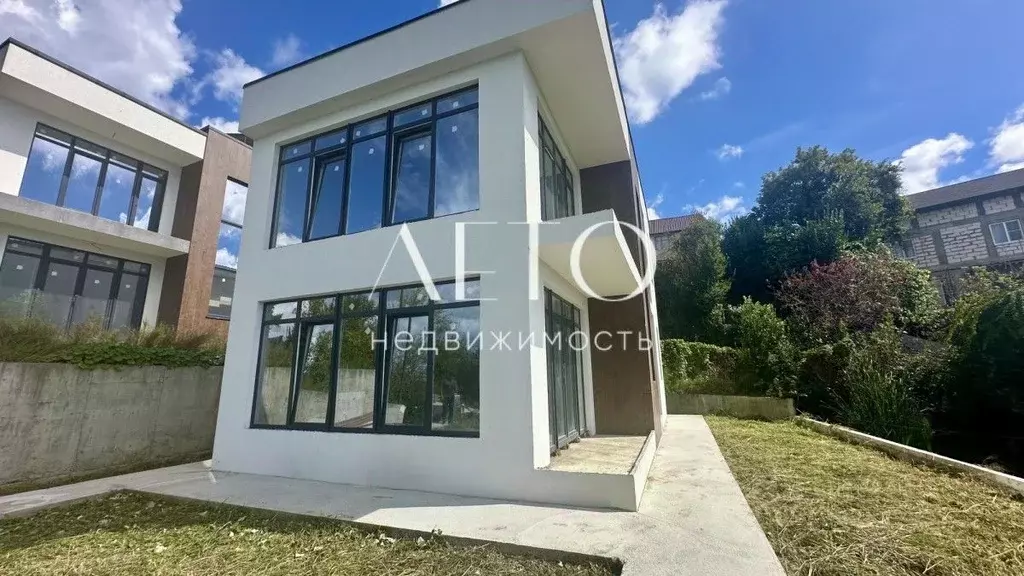 Дом в Краснодарский край, Сочи Макаренко СНТ, ул. Олимпийская (140 м) - Фото 1