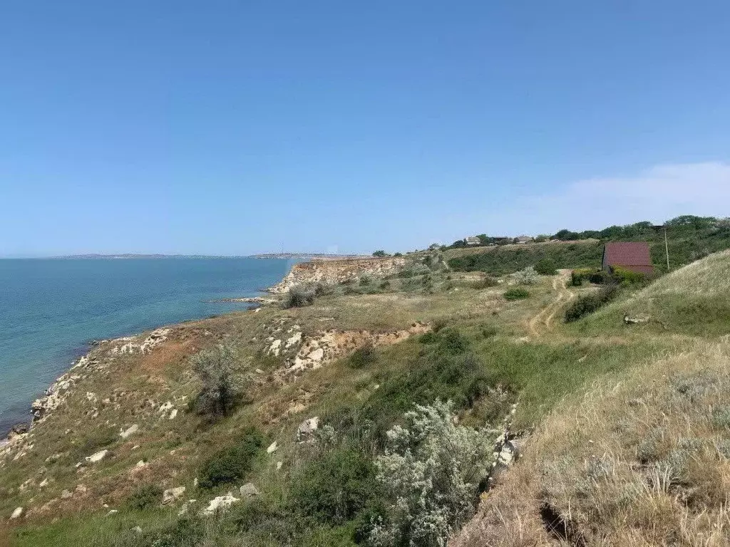 Участок в Крым, Ленинский район, с. Калиновка ул. Шевченко (6.12 сот.) - Фото 1