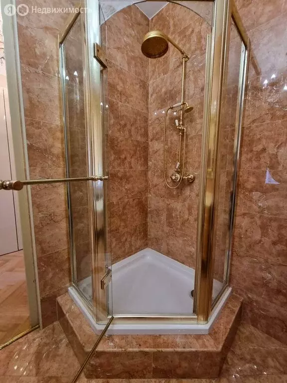 3-комнатная квартира: Уфа, улица Ленина, 2 (100 м) - Фото 2