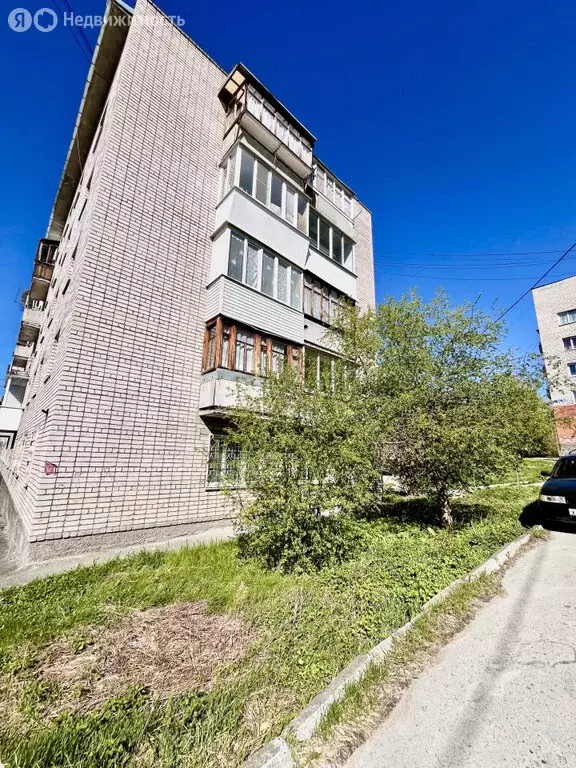 3-комнатная квартира: Асбест, улица Войкова, 66 (49.2 м) - Фото 1