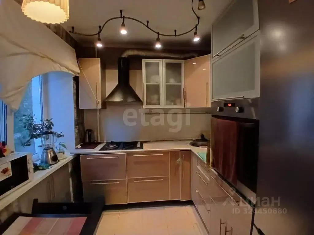 1-к кв. Ленинградская область, Волхов Волгоградская ул., 9 (32.0 м) - Фото 1