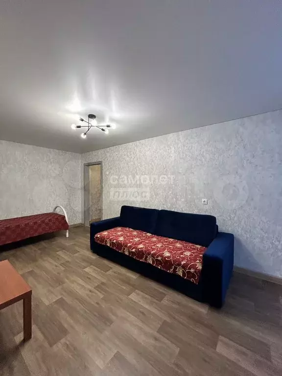 2-к. квартира, 40 м, 1/5 эт. - Фото 0