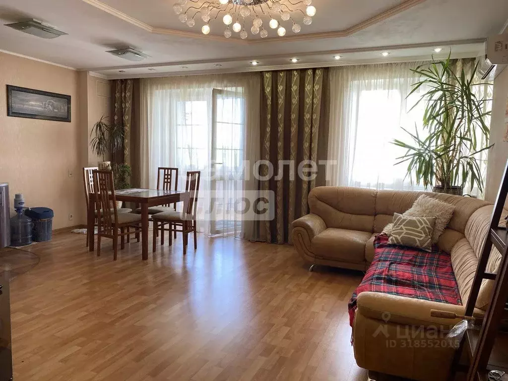3-к кв. Орловская область, Орел ул. 8 Марта, 8 (96.4 м) - Фото 1