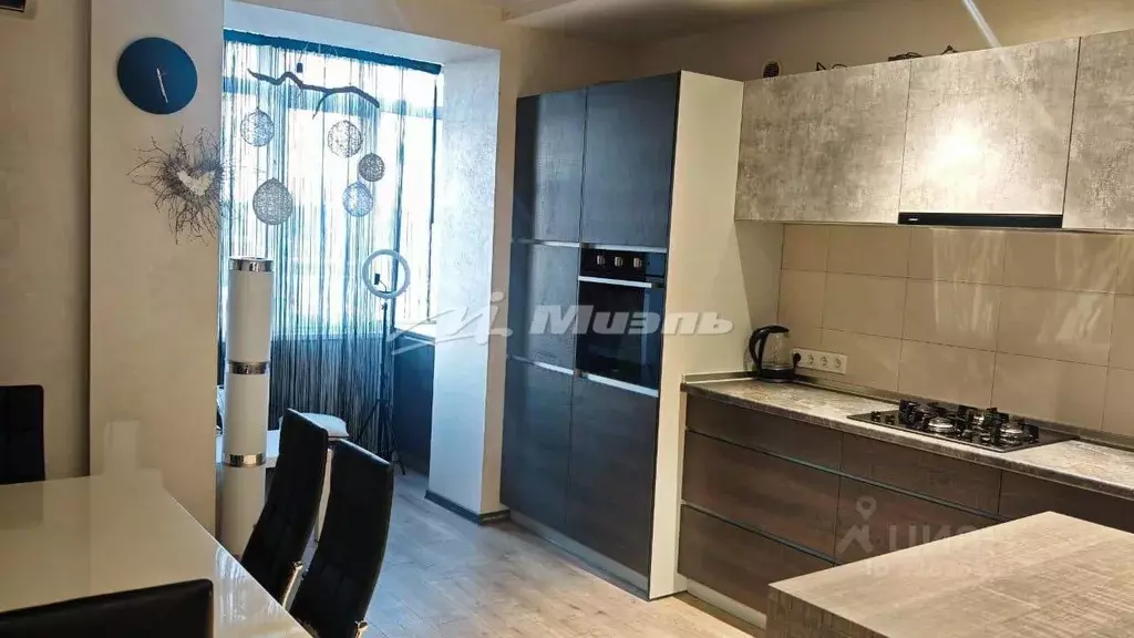 3-к кв. Крым, Симферополь просп. Победы, 211Е (90.0 м) - Фото 2