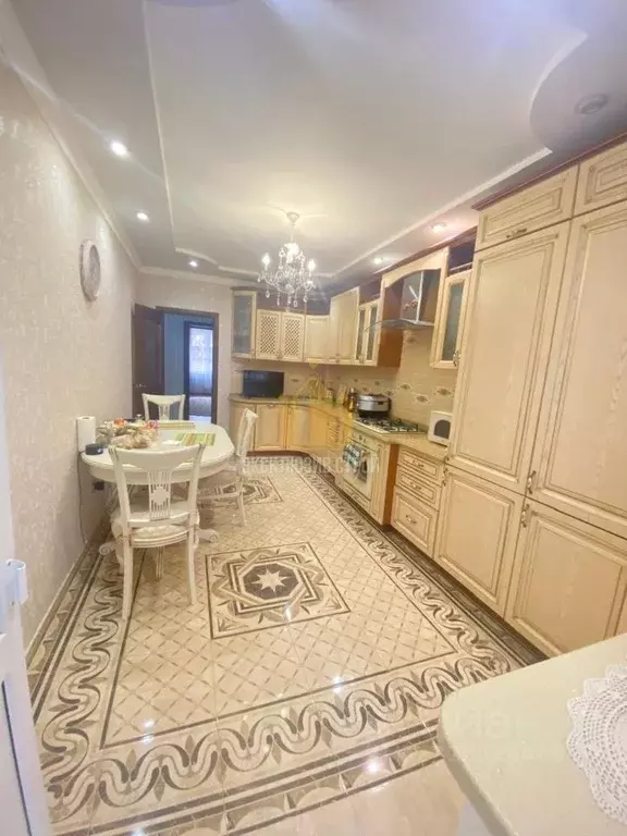 3-к кв. Ставропольский край, Ессентуки ул. Орджоникидзе, 84к5 (78.9 м) - Фото 1