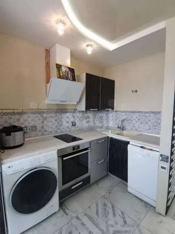 2-к. квартира, 40 м, 8/8 эт. - Фото 1