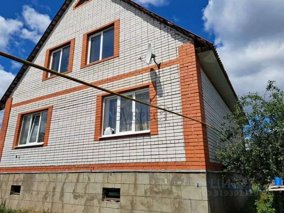 Дом в Белгородская область, Старооскольский городской округ, с. ... - Фото 1