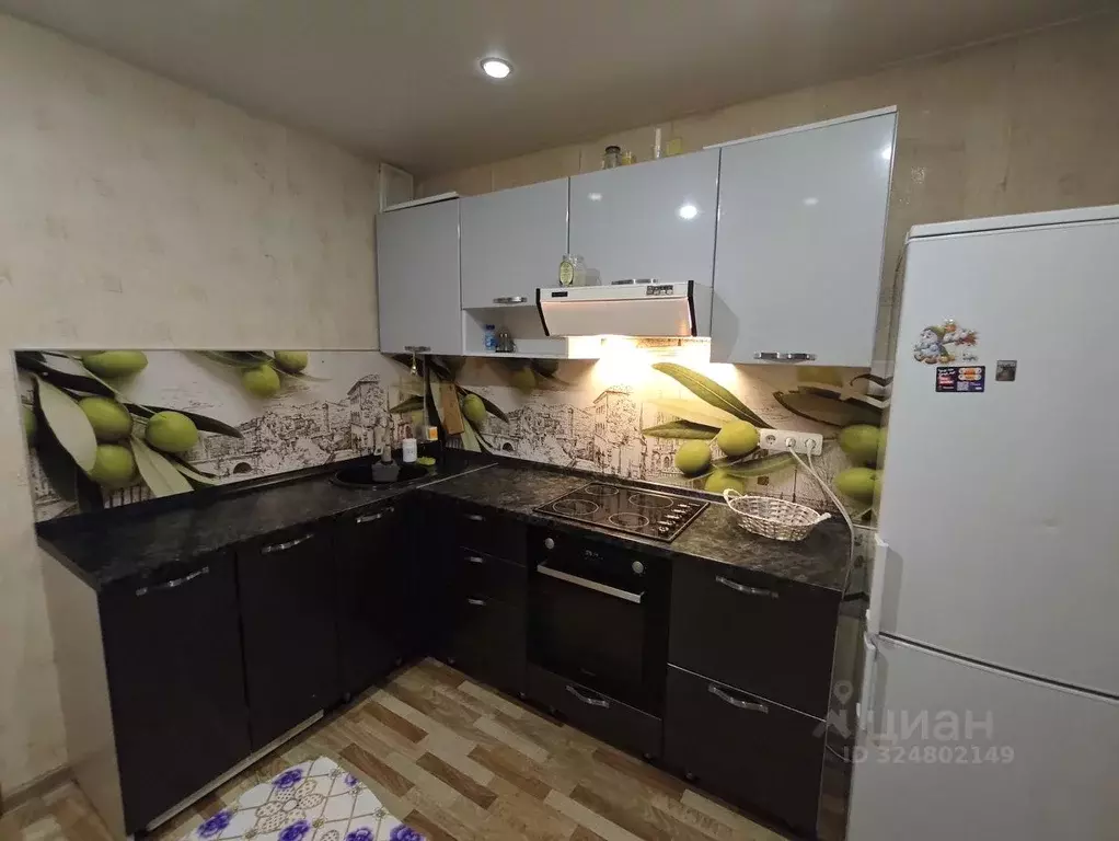 2-к кв. Красноярский край, Красноярск ул. Забобонова, 16 (56.0 м) - Фото 1