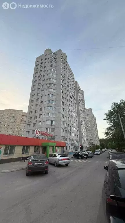 3-комнатная квартира: Воронеж, улица 60-й Армии, 26 (80 м) - Фото 1