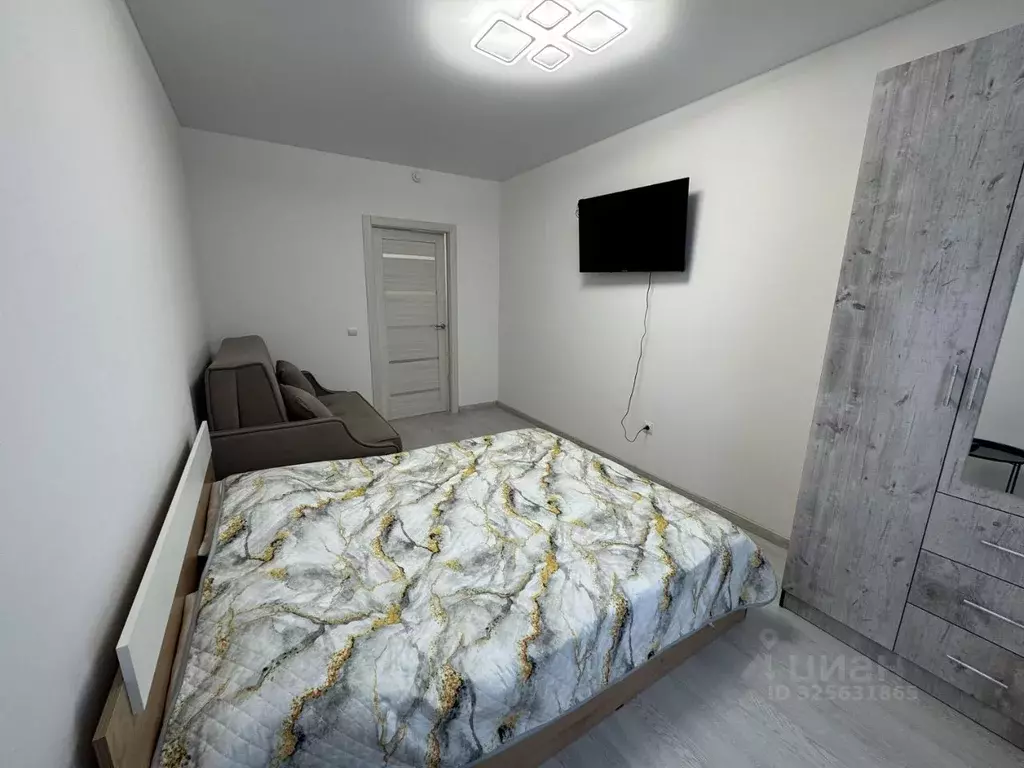 1-к кв. Тюменская область, Тюмень ул. Героев Космоса, 13 (38.0 м) - Фото 2