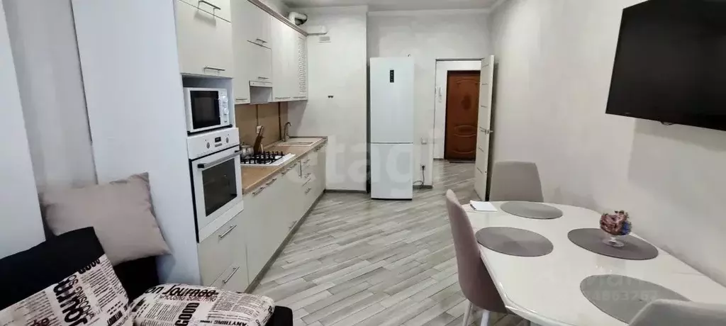 1-к кв. Ставропольский край, Кисловодск ул. 40 лет Октября (52.6 м) - Фото 0