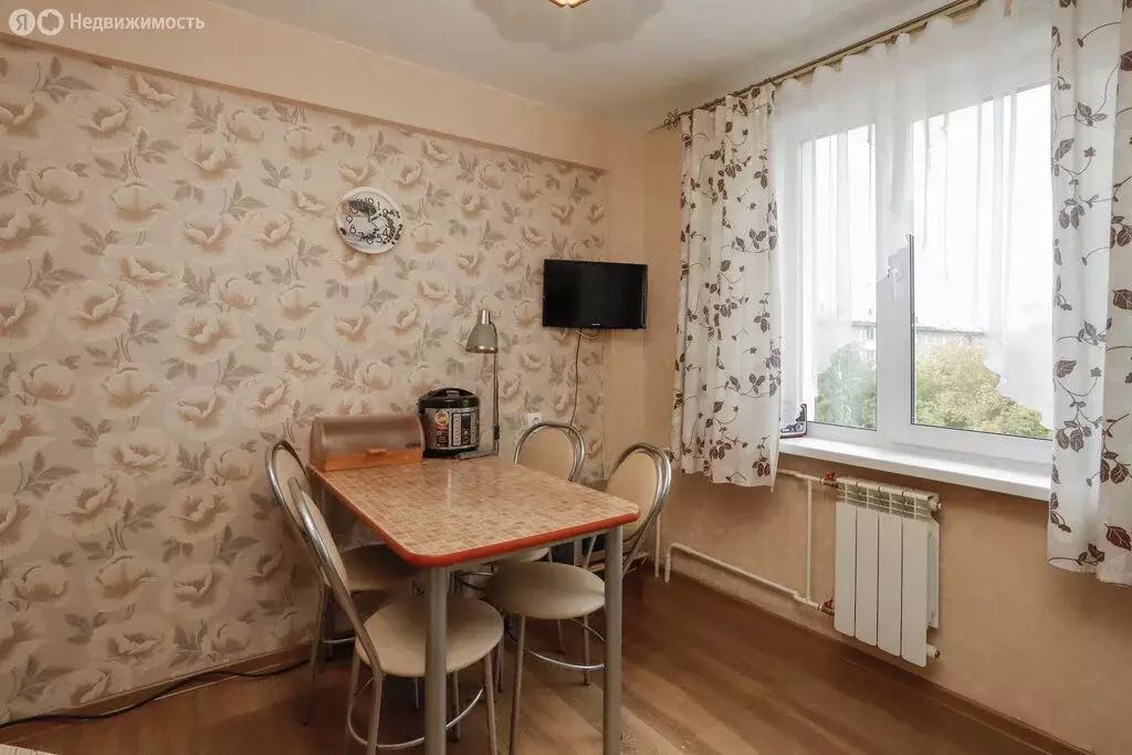 3-комнатная квартира: Иркутск, улица Баумана, 217 (66.3 м) - Фото 1