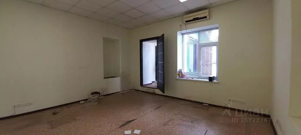 Офис в Крым, Симферополь ул. Москалева, 1 (22 м) - Фото 1