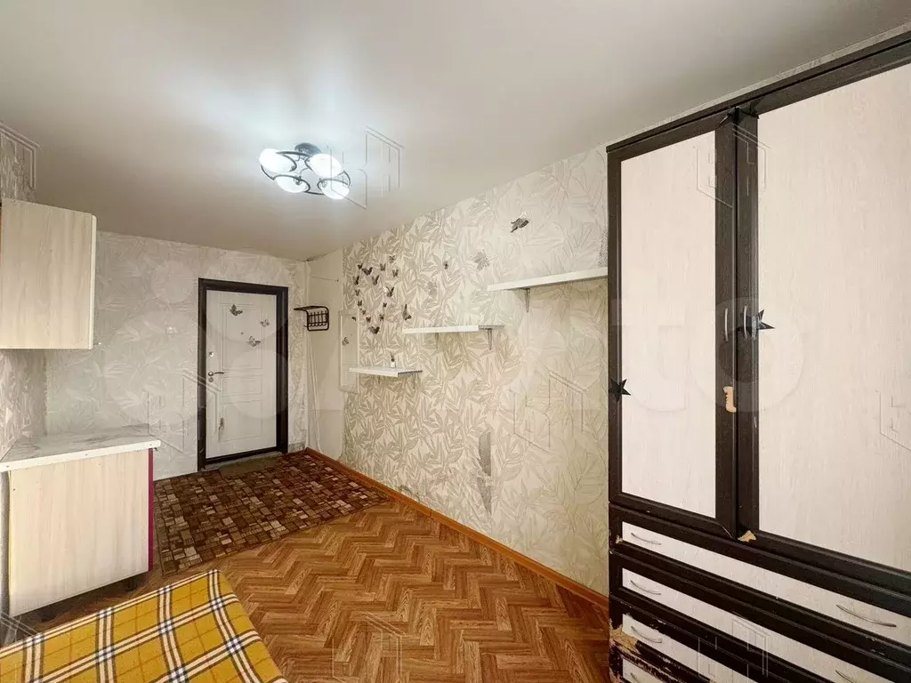 Комната 12,2 м в 7-к., 4/9 эт. - Фото 0