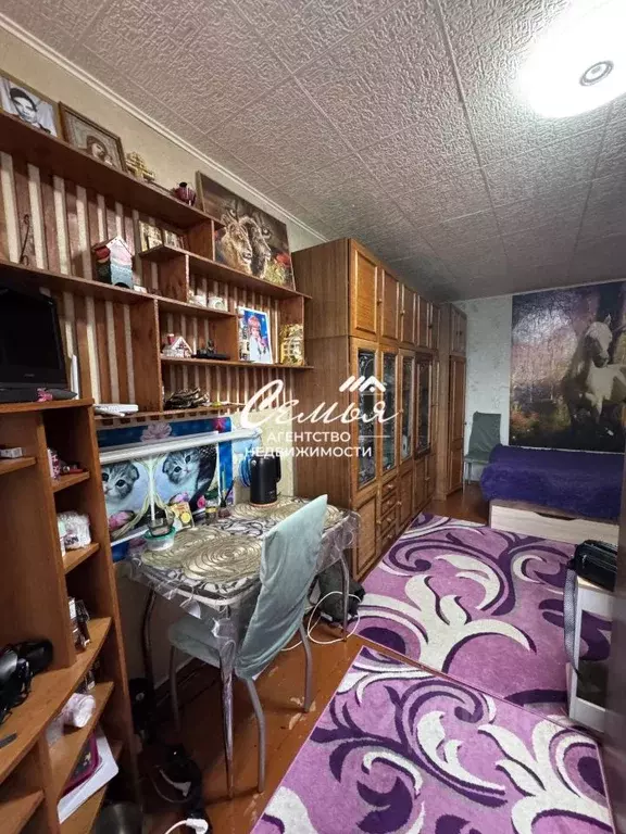 Комната Тюменская область, Заводоуковск ул. Комарова, 42 (13.0 м) - Фото 1