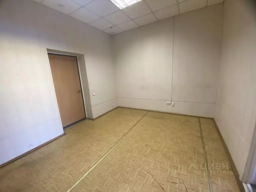 Офис в Свердловская область, Екатеринбург ул. Фронтовых Бригад, 15с9 ... - Фото 1