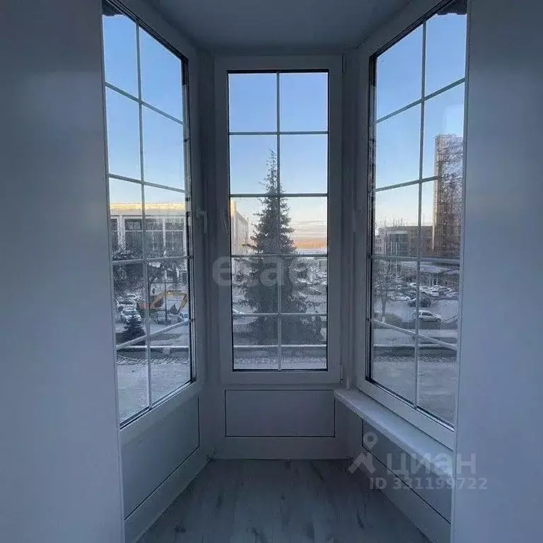 3-к кв. Самарская область, Самара Молодогвардейская ул., 211 (70.0 м) - Фото 1