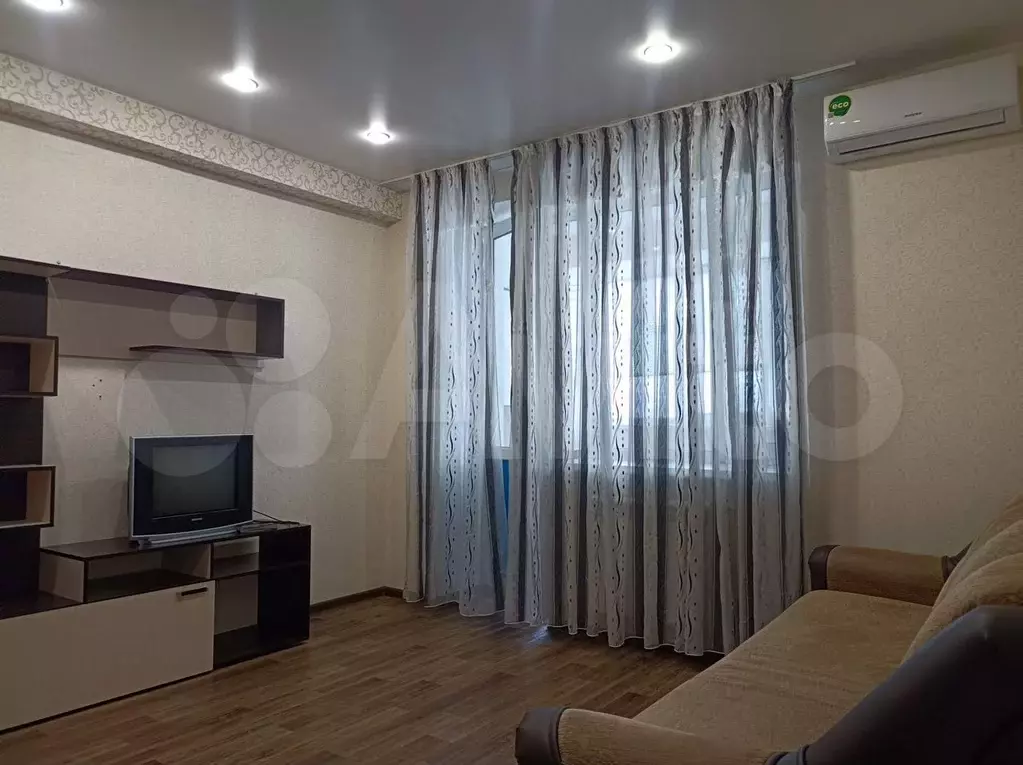 1-к. квартира, 40 м, 2/16 эт. - Фото 1