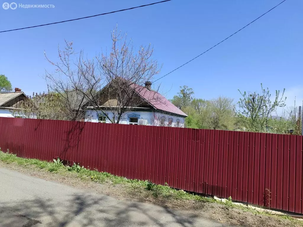Дом в Партизанск, 1-я Красноармейская улица, 38 (42 м) - Фото 1