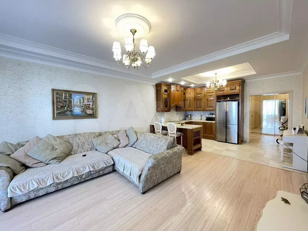 3-к. квартира, 90 м, 13/23 эт. - Фото 0