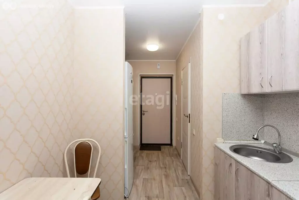 Квартира-студия: Тюмень, улица Вадима Бованенко, 3 (23.3 м) - Фото 1