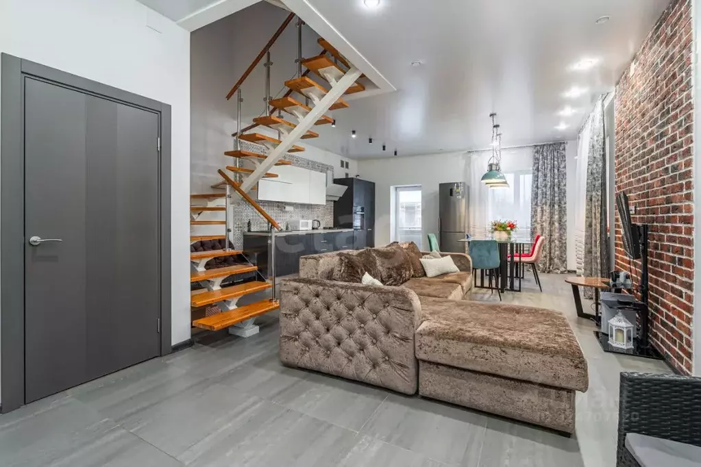 5-к кв. Ярославская область, Ярославль Рыночный пер., 4 (182.0 м) - Фото 0