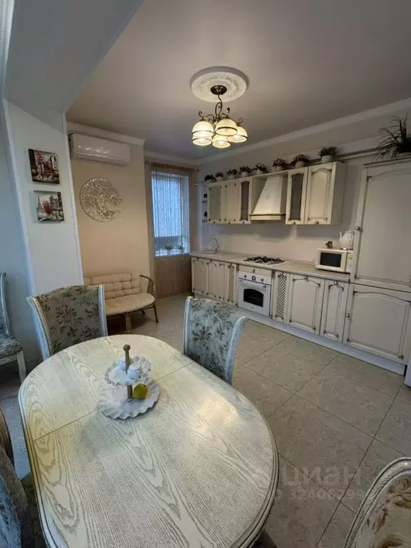 Дом в Краснодарский край, Ейск пер. Седина, 7 (200 м) - Фото 1