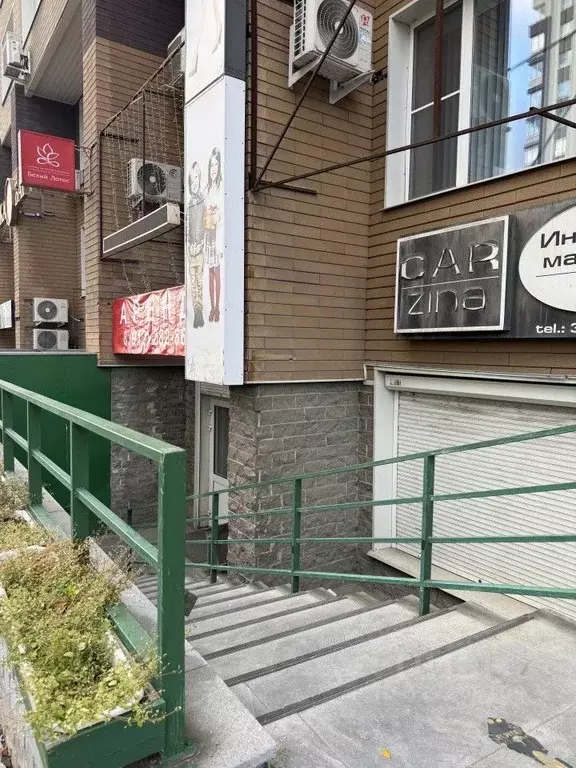 Помещение свободного назначения в Свердловская область, Екатеринбург ... - Фото 2