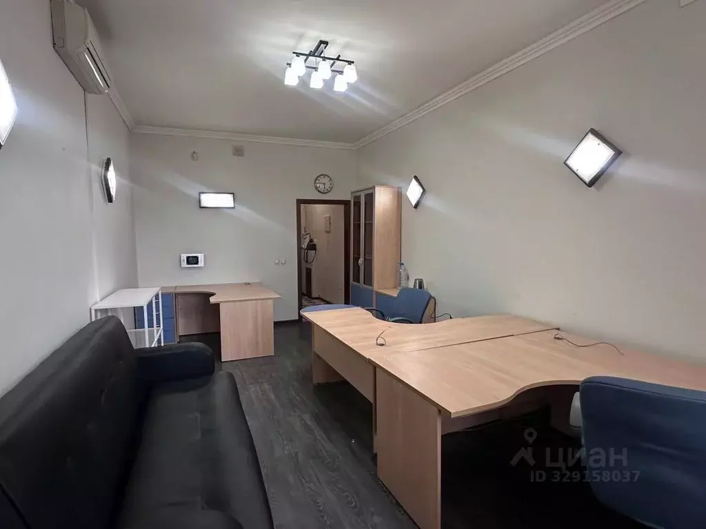 Офис в Москва ул. Улофа Пальме, 1с7 (30 м) - Фото 1