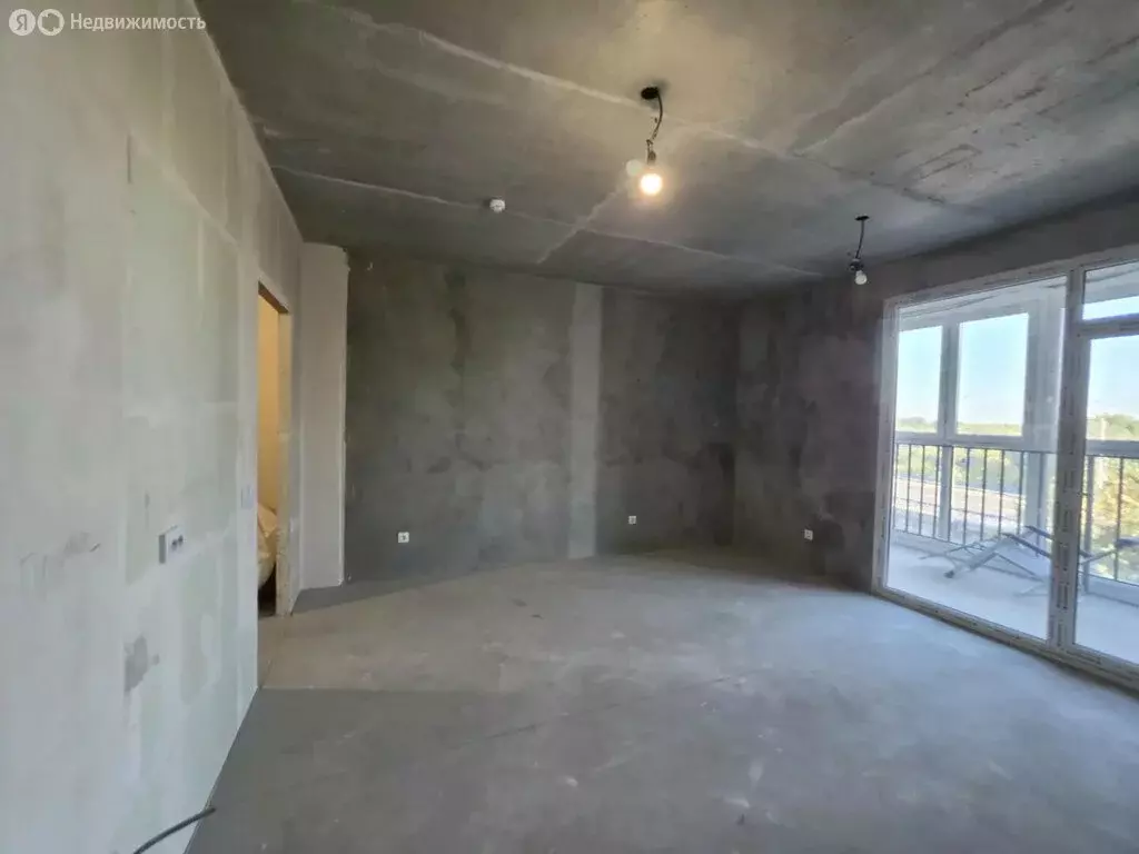 Квартира-студия: Брянск, улица Комарова, 45 (35.1 м) - Фото 2