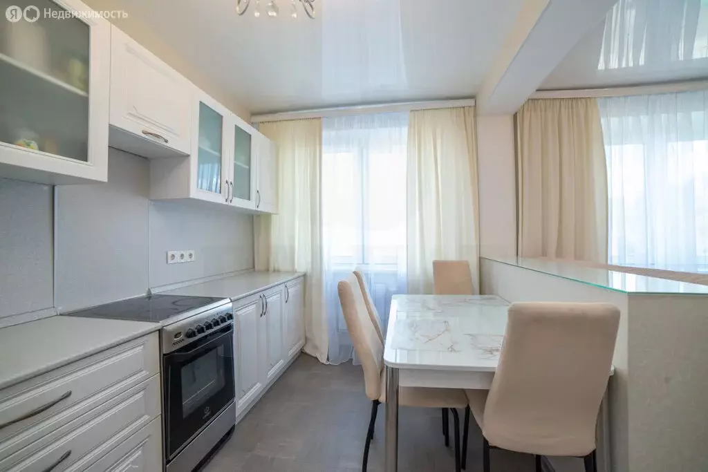 2-комнатная квартира: Екатеринбург, Якутская улица, 10 (61.5 м) - Фото 1