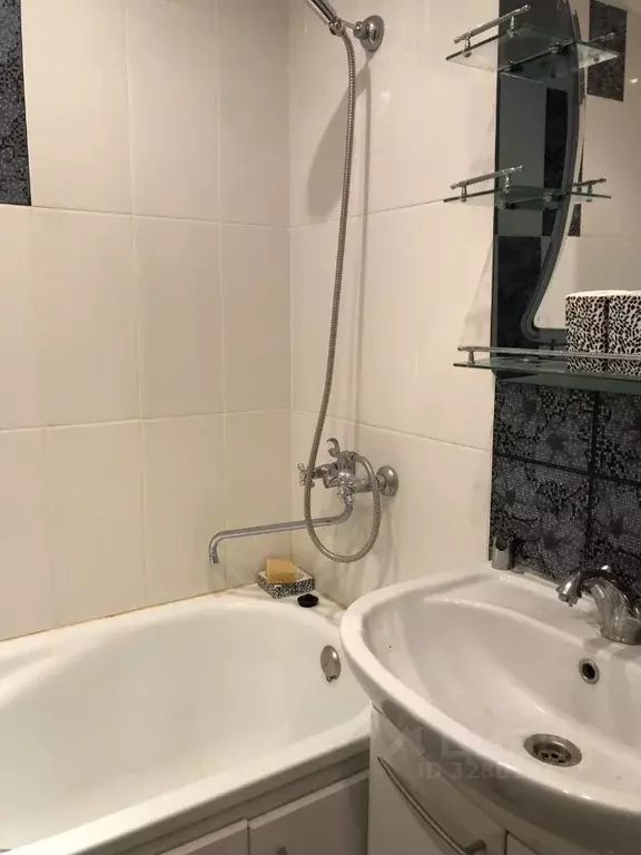 2-к кв. Калужская область, Обнинск ул. Гагарина, 23 (70.0 м) - Фото 1