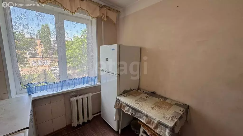 3-комнатная квартира: Арсеньев, Октябрьская улица, 30 (61.5 м) - Фото 0