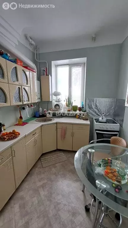 3-комнатная квартира: Белебей, улица Фурманова, 100 (62 м) - Фото 1