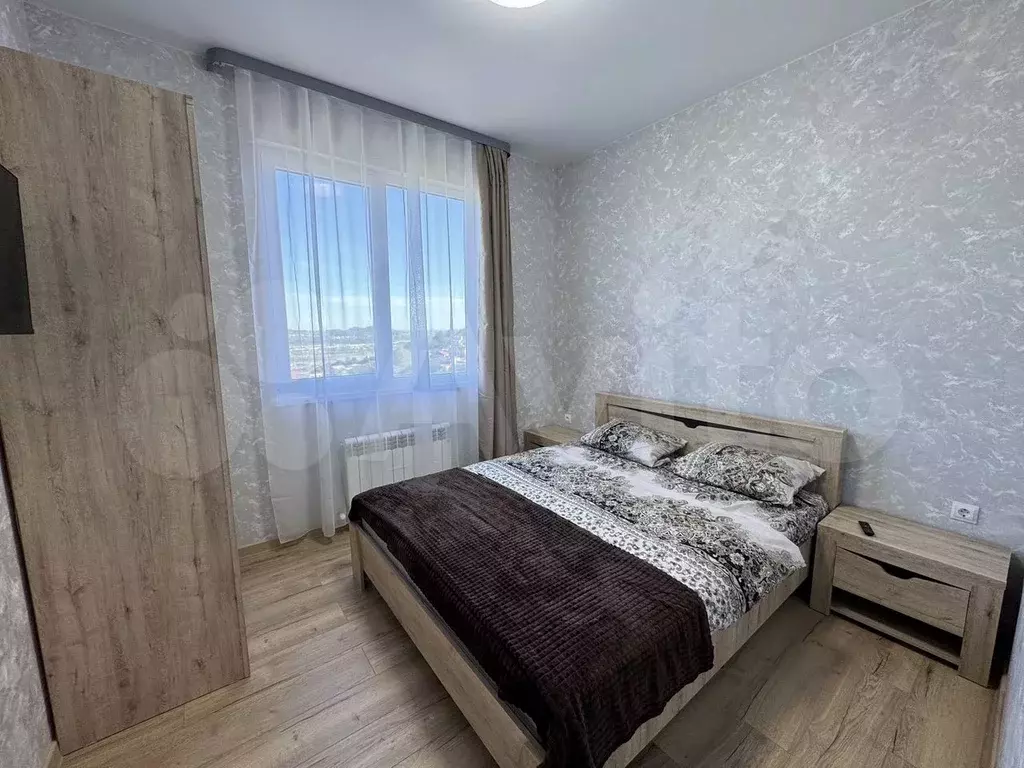 1-к. квартира, 40 м, 3/3 эт. - Фото 1