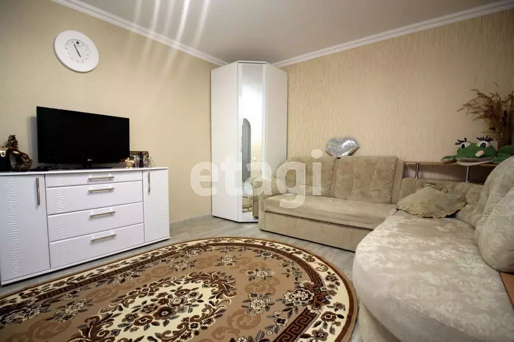 2-к кв. Тюменская область, Тюмень Утешево мкр, ул. Школьная, 11 (47.0 ... - Фото 1