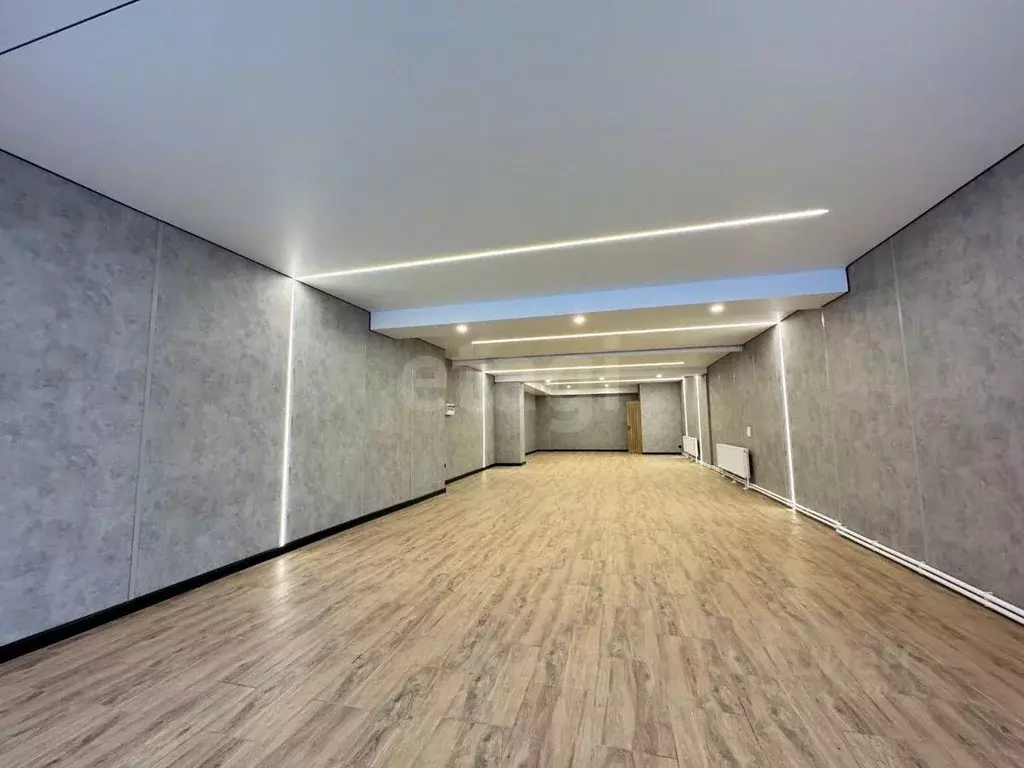 Торговая площадь в Татарстан, Казань ул. Гарифа Ахунова, 22А (106 м) - Фото 2