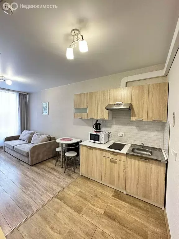 Квартира-студия: Симферополь, улица Беспалова, 10 (24 м) - Фото 1