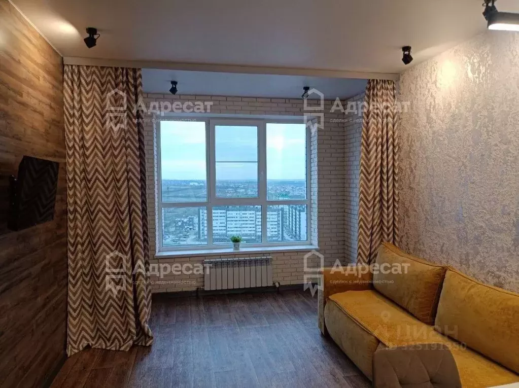 1-к кв. Волгоградская область, Волгоград ул. Малиновского, 16 (42.0 м) - Фото 1