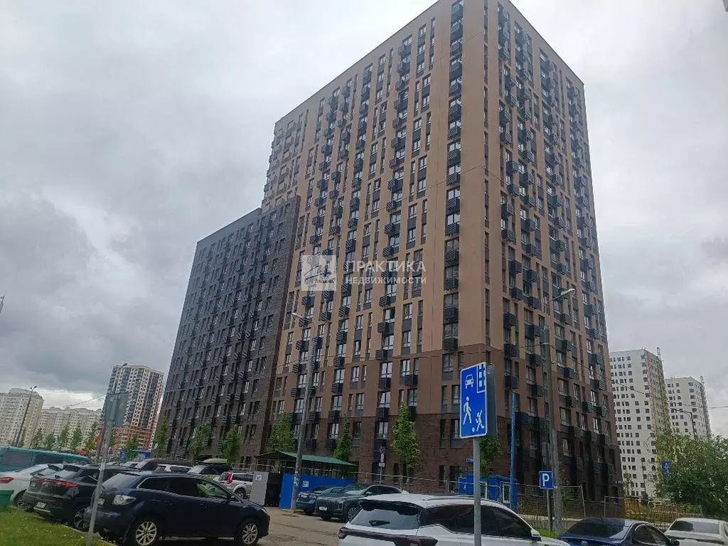 Продается 2-комнатная квартира - Фото 1