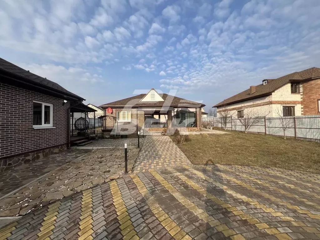 Дом в Курская область, Курский район, Моковский сельсовет, д. Духовец ... - Фото 0