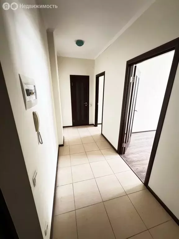 1-комнатная квартира: Севастополь, проспект Генерала Острякова, 250 ... - Фото 2