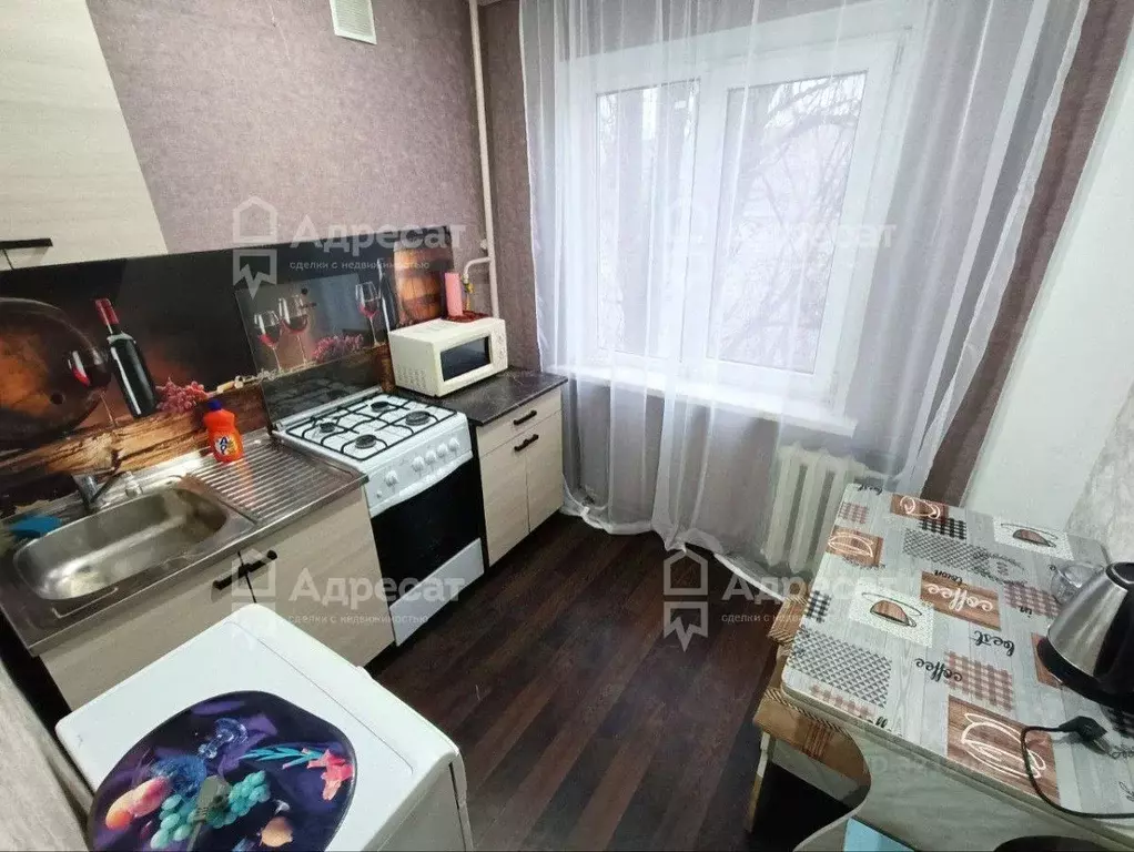 4-к кв. Волгоградская область, Волгоград ул. Академика Королева, 3 ... - Фото 2