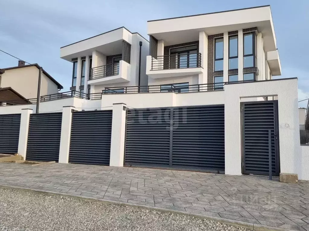 Дом в Краснодарский край, Геленджик  (289 м) - Фото 1