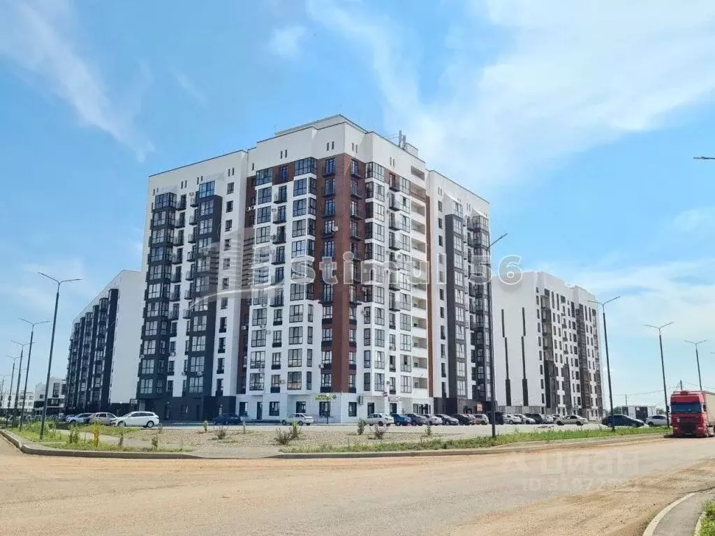 3-к кв. Оренбургская область, Оренбург Загородное ш., 57/4 (81.07 м) - Фото 0