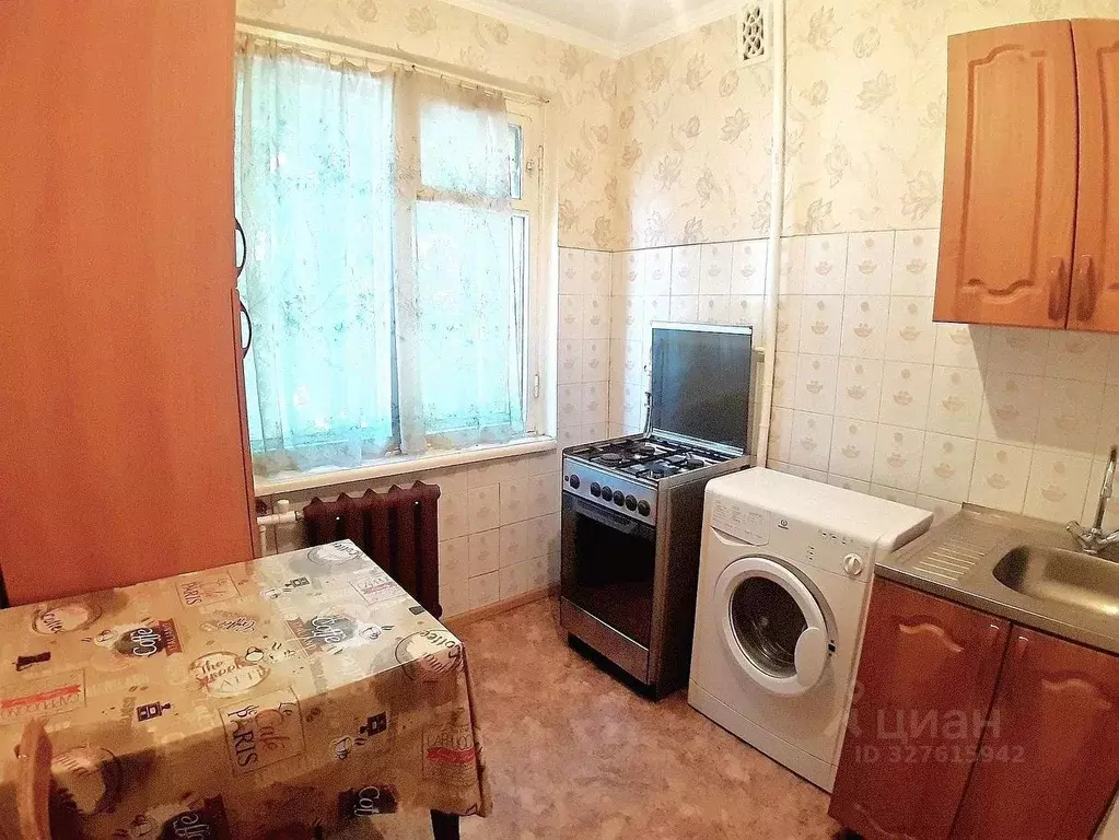 2-к кв. Оренбургская область, Оренбург Туркестанская ул., 7 (45.0 м) - Фото 1