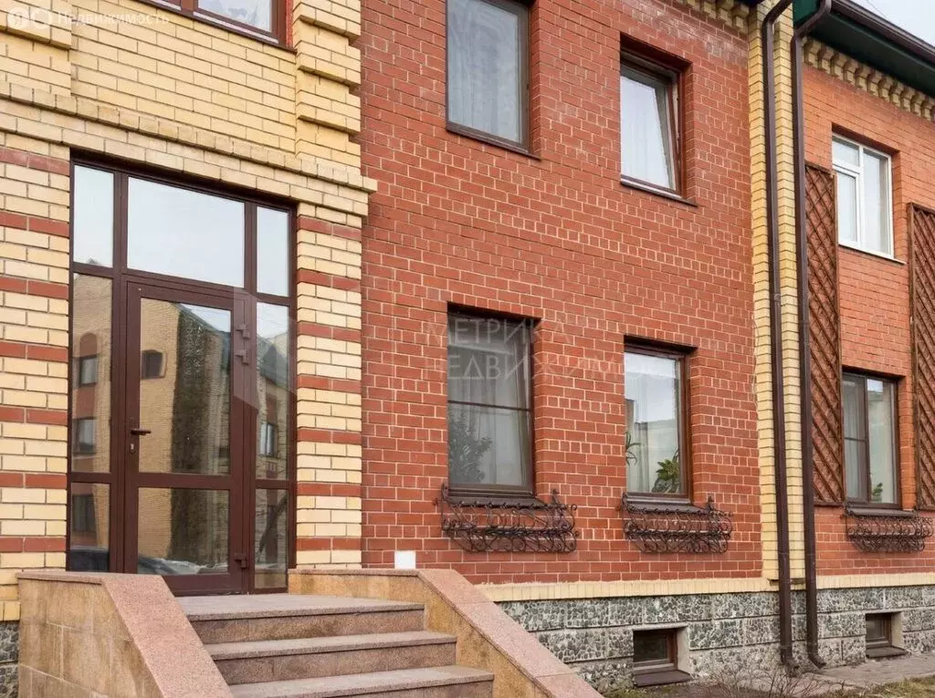 Дом в Тюмень, Барнаульская улица (339.2 м) - Фото 2