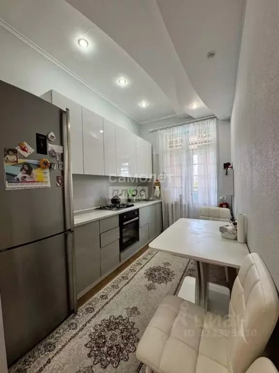 2-к кв. Кабардино-Балкария, Нальчик Кабардинская ул., 15 (73.0 м) - Фото 1