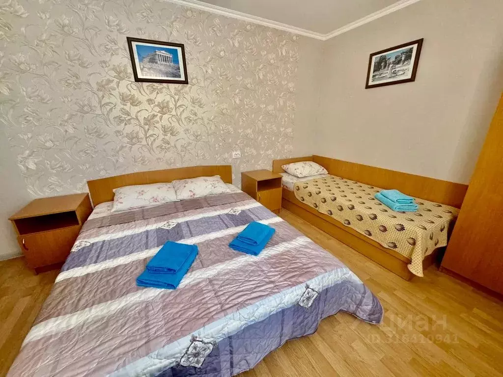 Комната Краснодарский край, Геленджик ул. Александра Блока, 9 - Фото 1