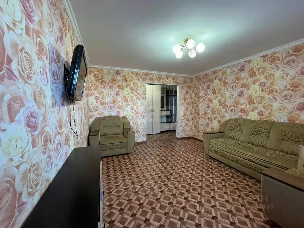 3-к кв. Калмыкия, Элиста 6-й мкр, 11 (60.4 м) - Фото 1